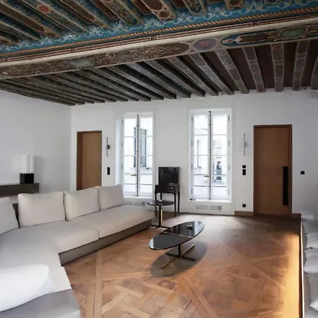 Appartamento St-germain/louvre - Stylish Townhouse Of 1600