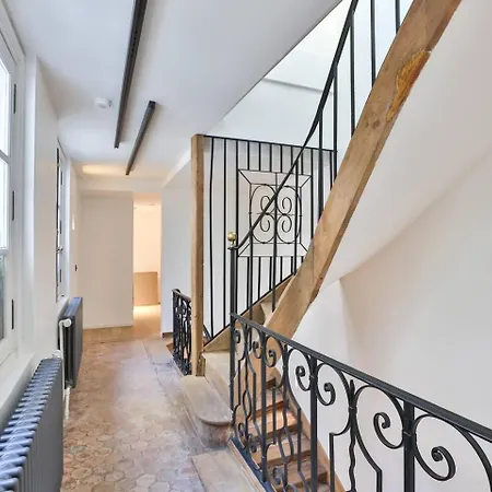 St-germain/louvre - Stylish Townhouse Of 1600 Appartamento Parigi